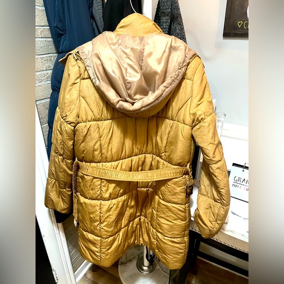 MICHAEL KORS PUFFER COAT WITH HOOD - Picture 2 of 2